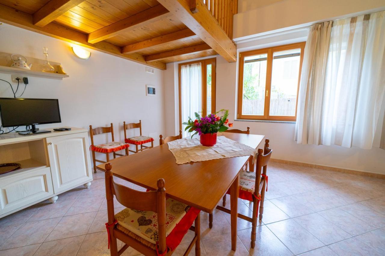 Apartamento Casa Pepe Pomonte Exterior foto